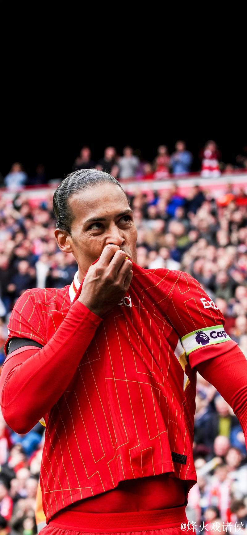 范戴克成为本季英超20+次空中对抗球员中成功率之最，达80%